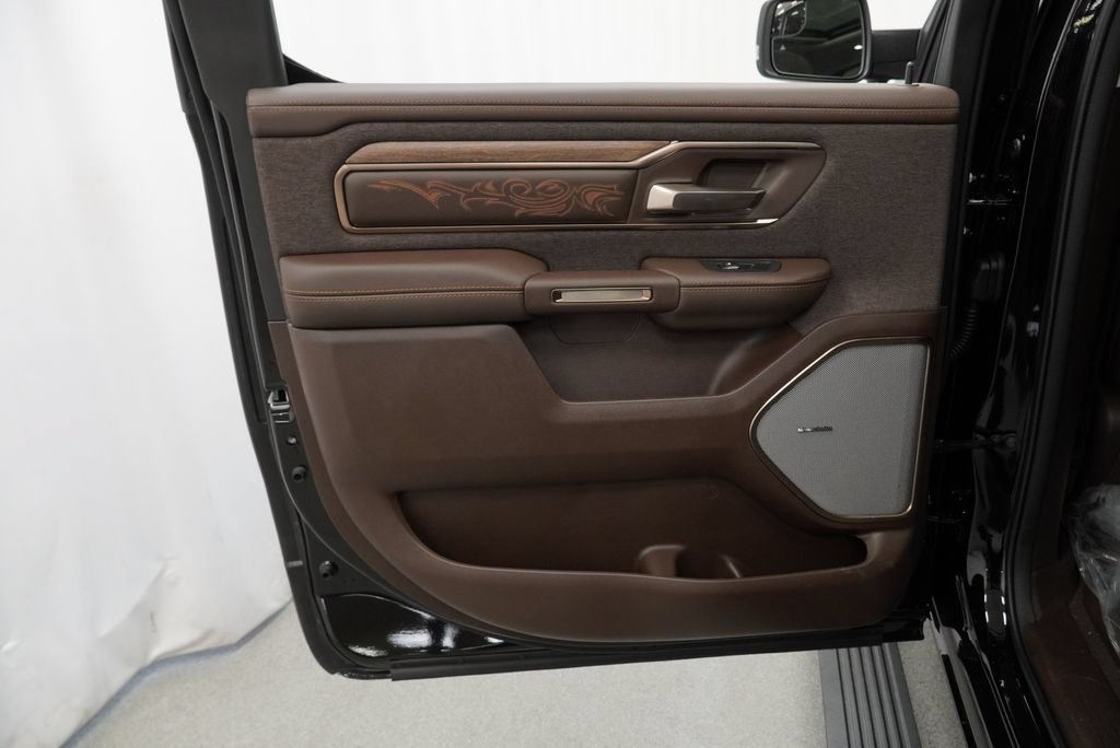 New 2027 RAM 1500 Limited AWD/4WD image 31