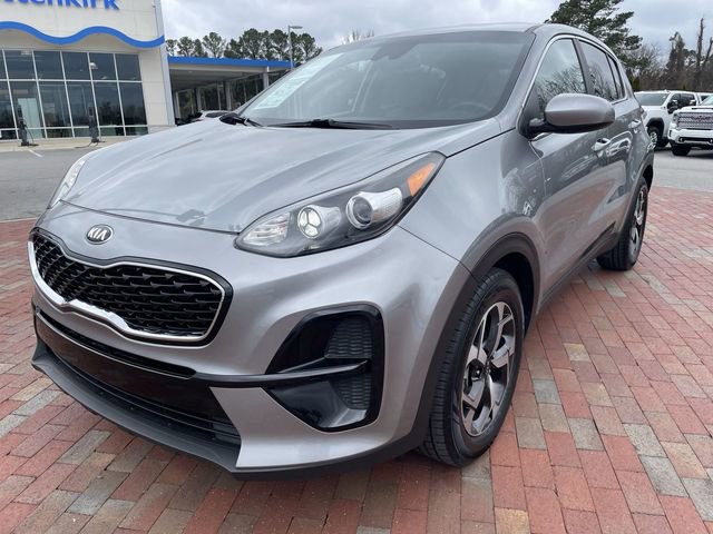 Used 2022 Kia Sportage LX image 1