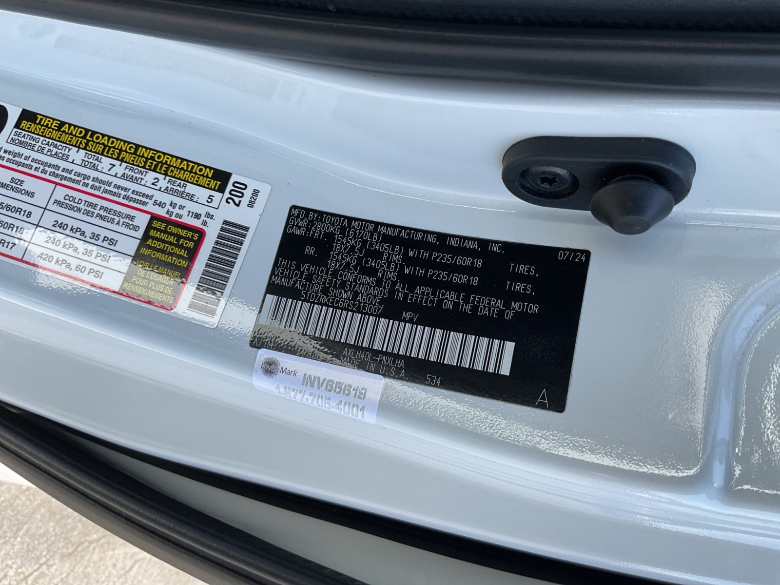 Used 2024 Toyota Sienna Limited FWD image 27