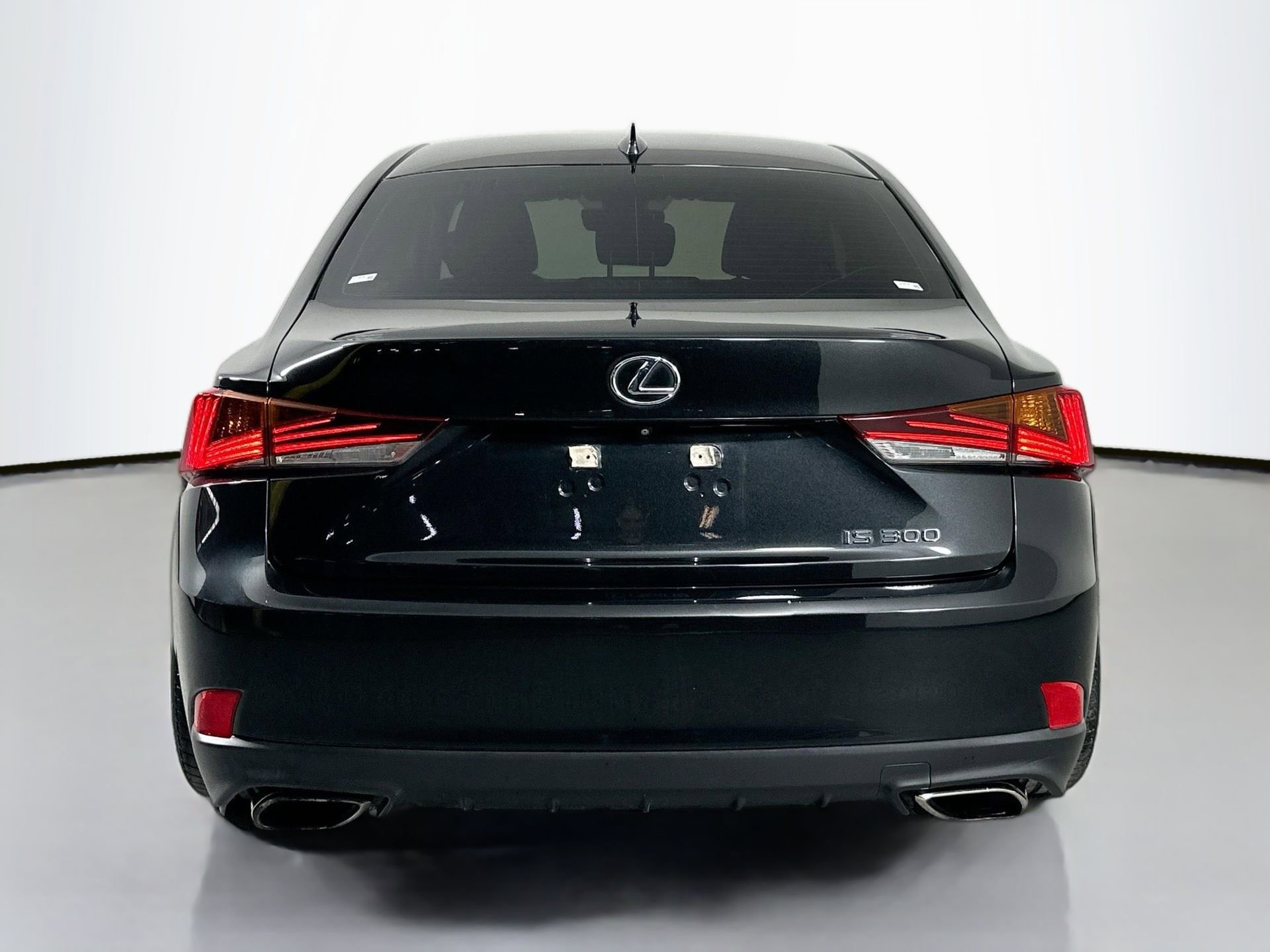 Used 2020 Lexus IS 300 image 6