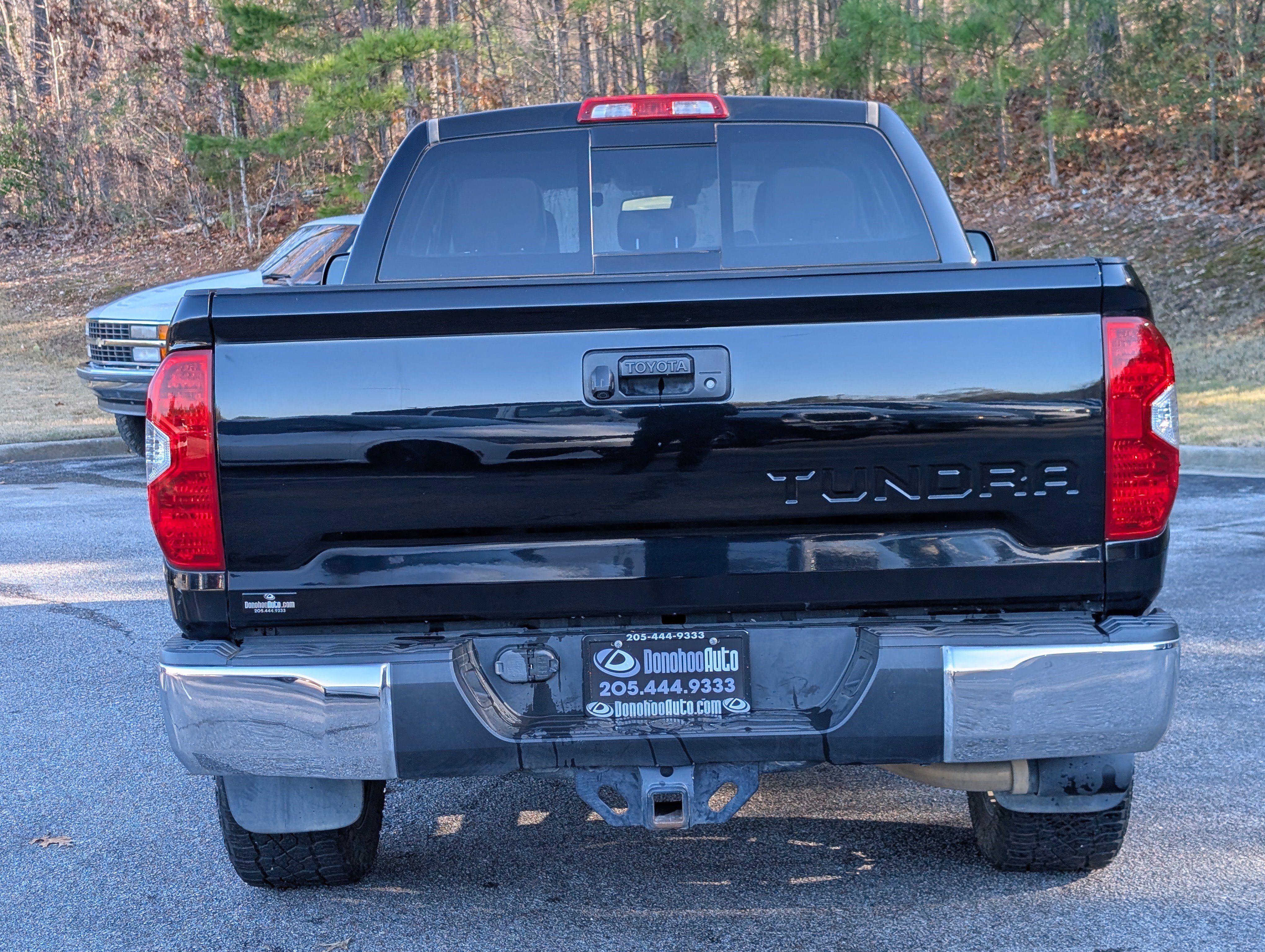 Used 2018 Toyota Tundra SR5 w/ SR5 Upgrade Package image 8