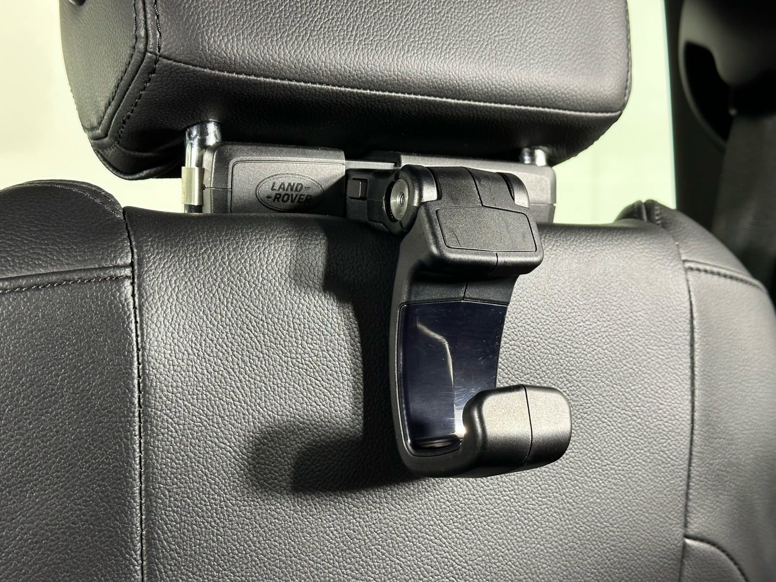 Used 2023 Land Rover Range Rover Evoque R-Dynamic S image 19