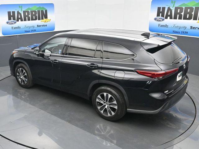 Used 2021 Toyota Highlander XLE image 27
