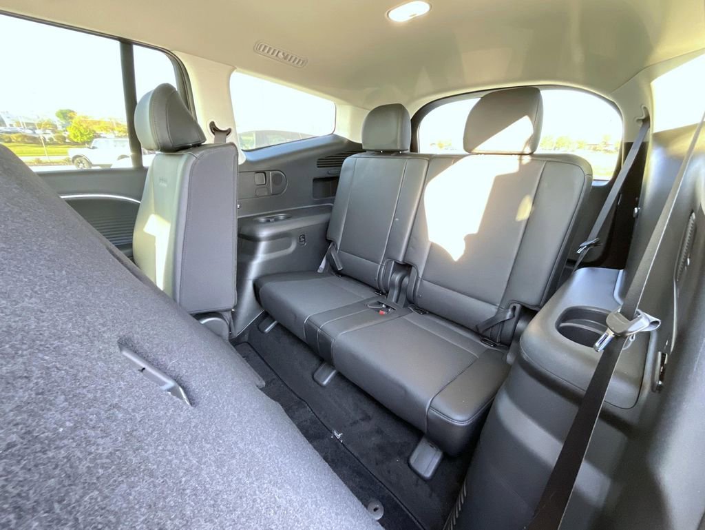 New 2026 Hyundai Ioniq 9 SEL image 11
