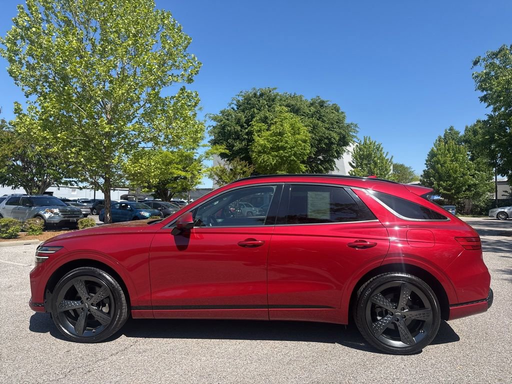 Used 2022 Genesis GV70 2.5T w/ Sport Prestige Package AWD/4WD image 7