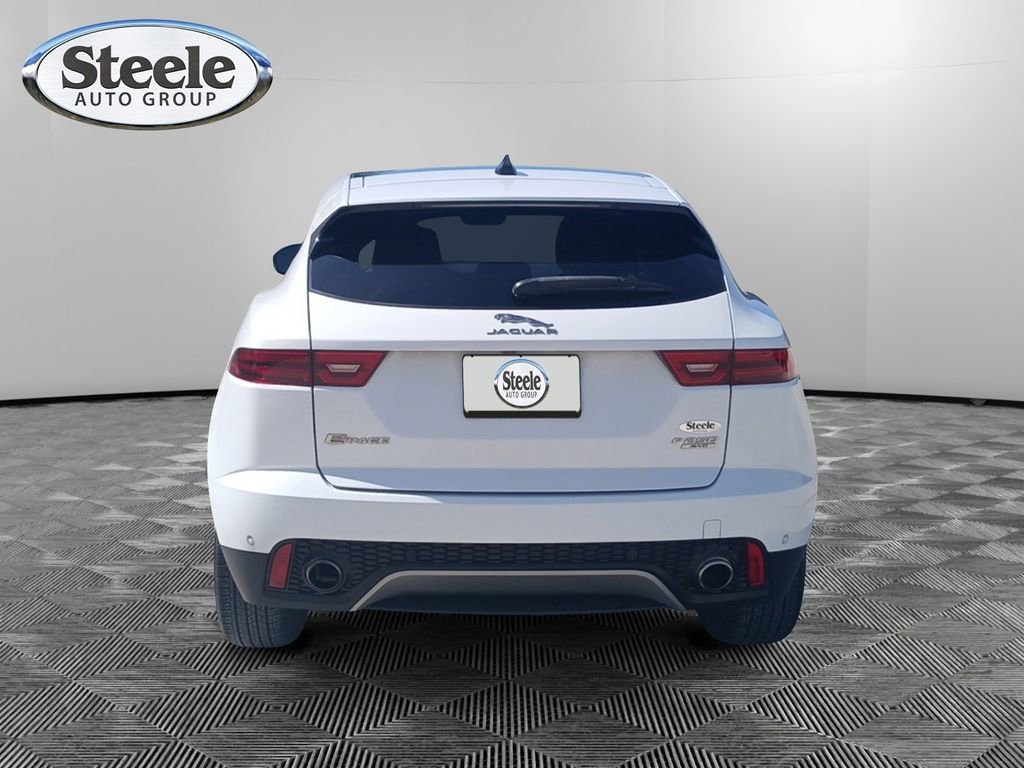 Used 2020 Jaguar E-PACE SE image 4