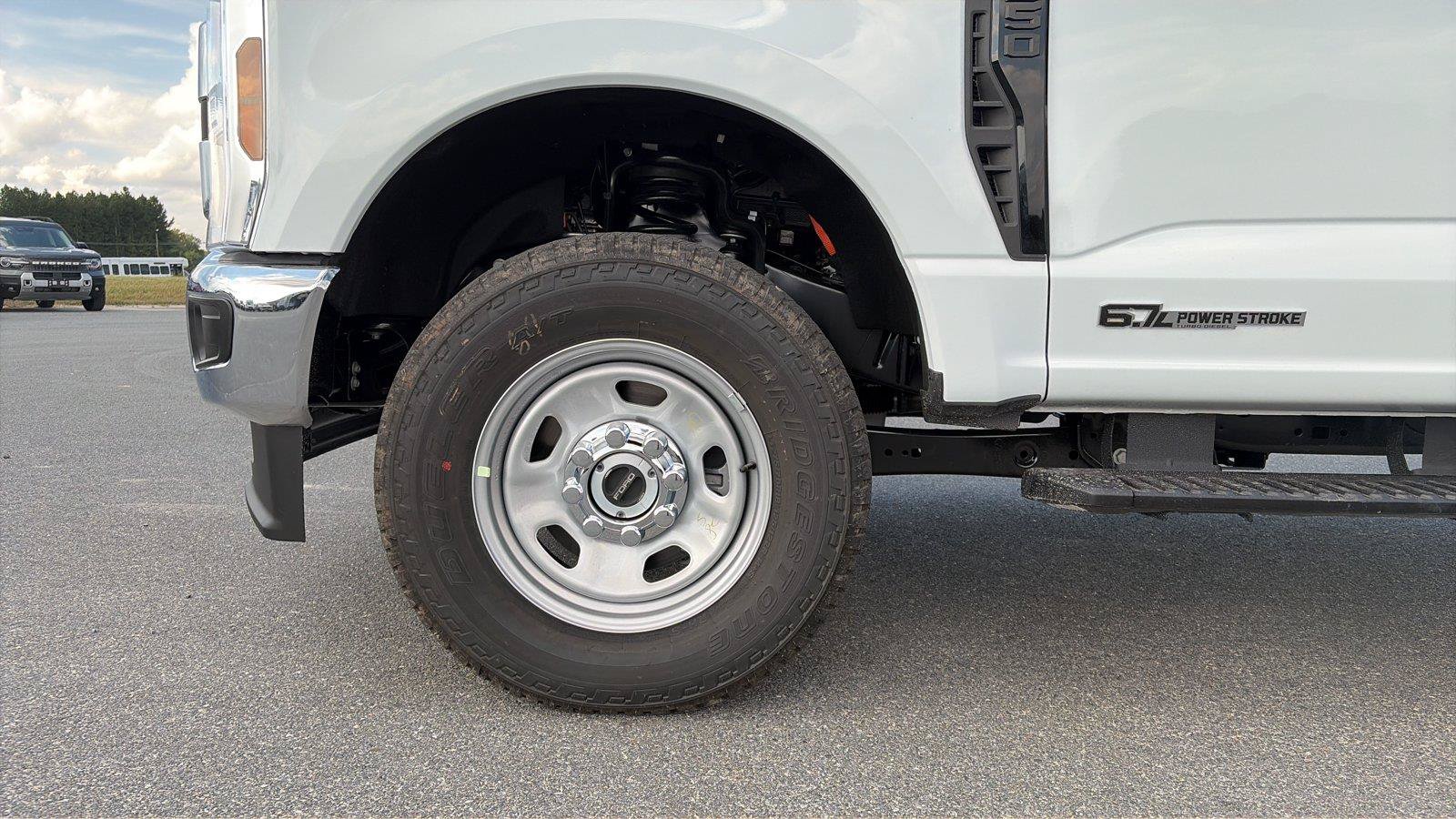 New 2027 Ford F350 XL w/ XL Chrome Package AWD/4WD image 9