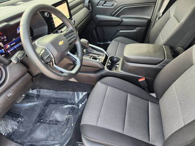 Used 2025 Chevrolet Colorado W/T w/ WT Convenience Package II RWD image 4