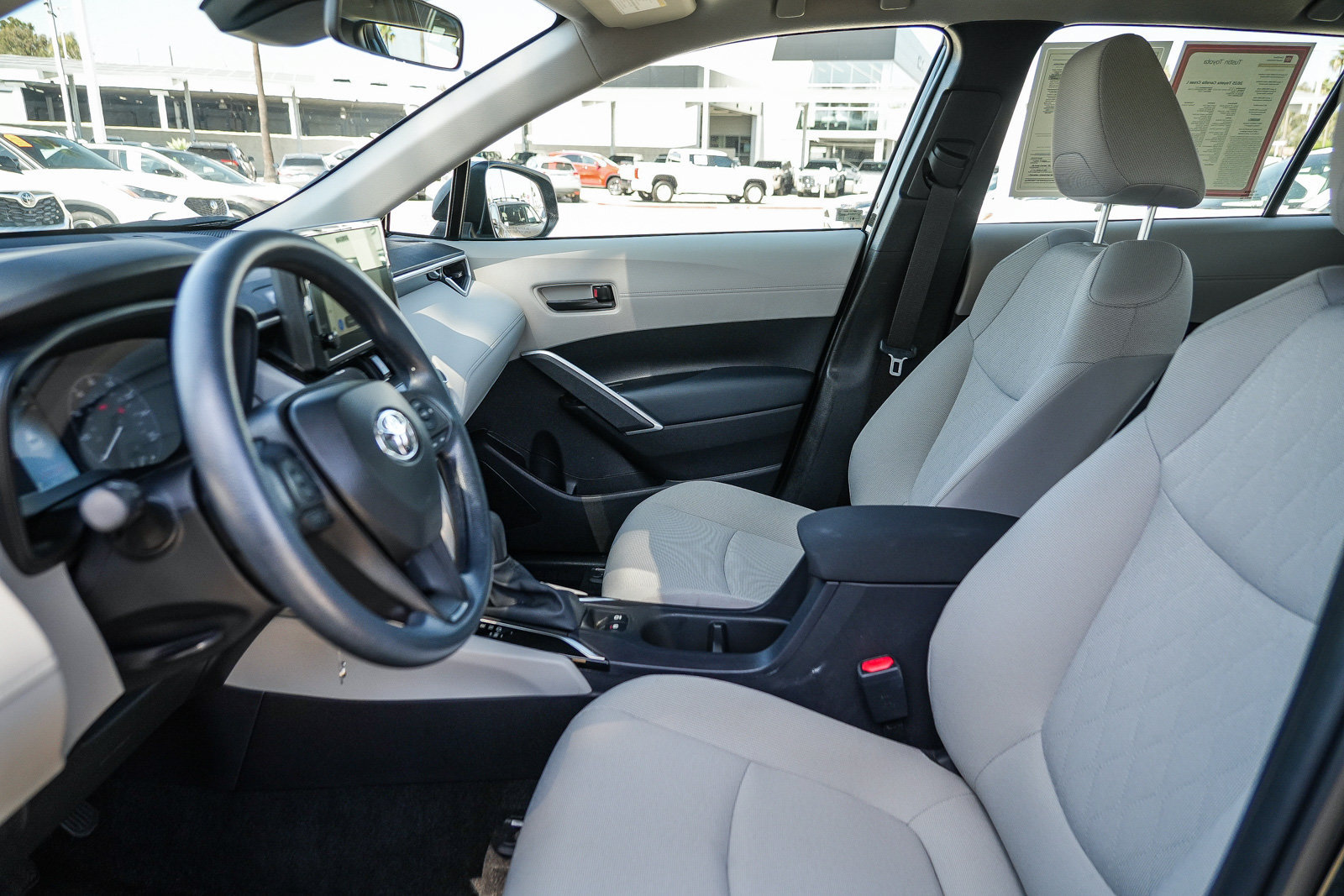 Certified 2025 Toyota Corolla Cross L FWD image 17