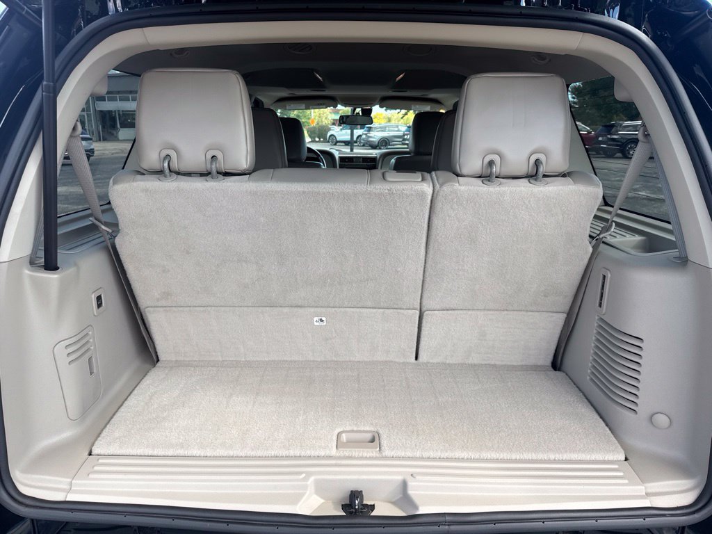 Used 2016 Lincoln Navigator Select AWD/4WD image 21