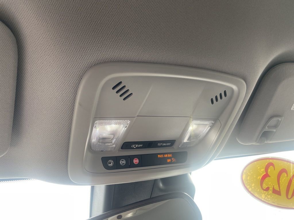 Used 2023 Chevrolet Malibu LT w/ LPO, Floor Liner Package FWD image 42