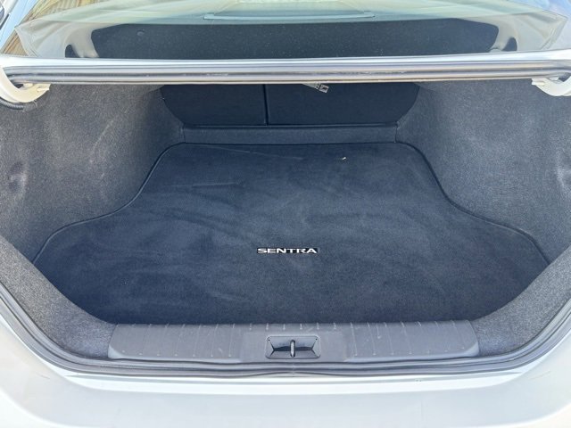 Used 2024 Nissan Sentra SV image 19