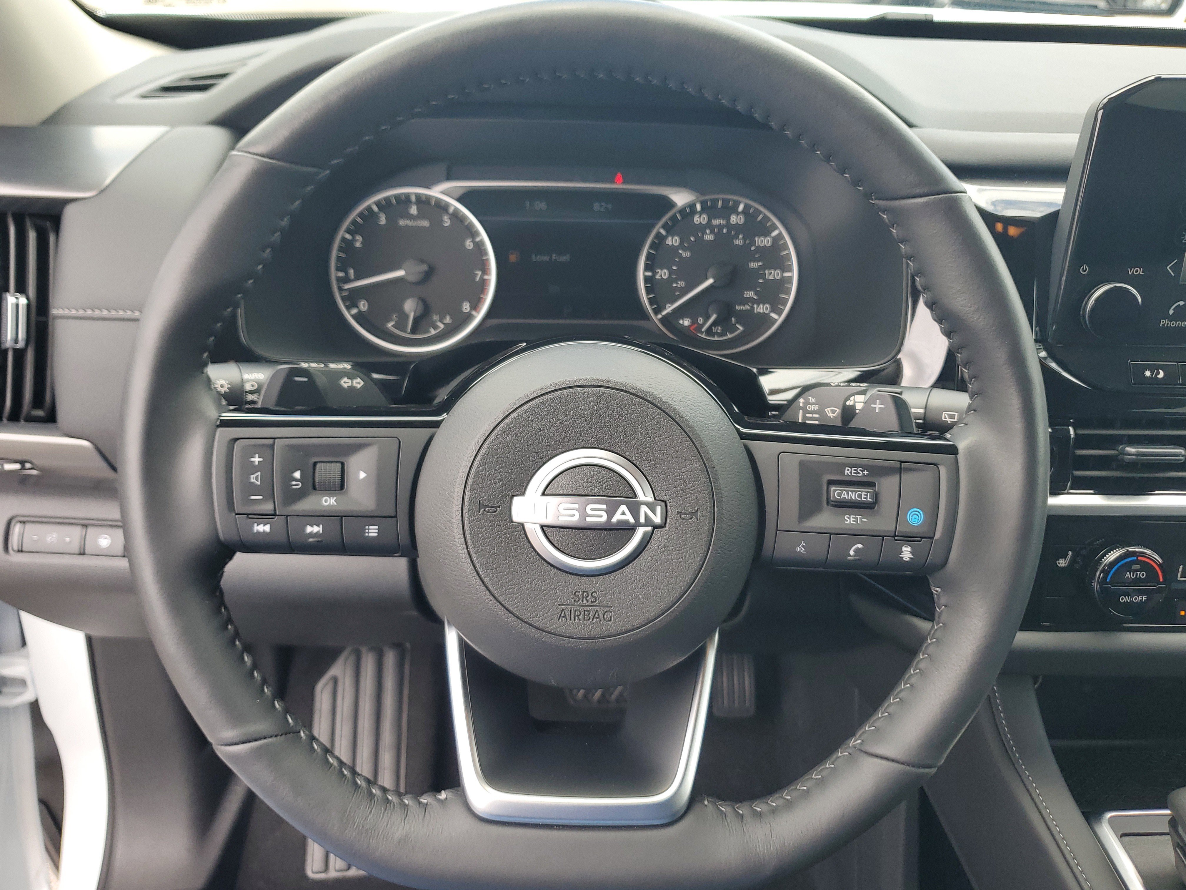 Certified 2025 Nissan Pathfinder SL image 22