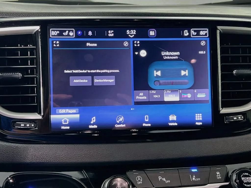 Used 2026 Chrysler Pacifica Select FWD image 15