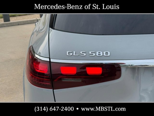 Certified 2024 Mercedes-Benz GLS 580 4MATIC image 10