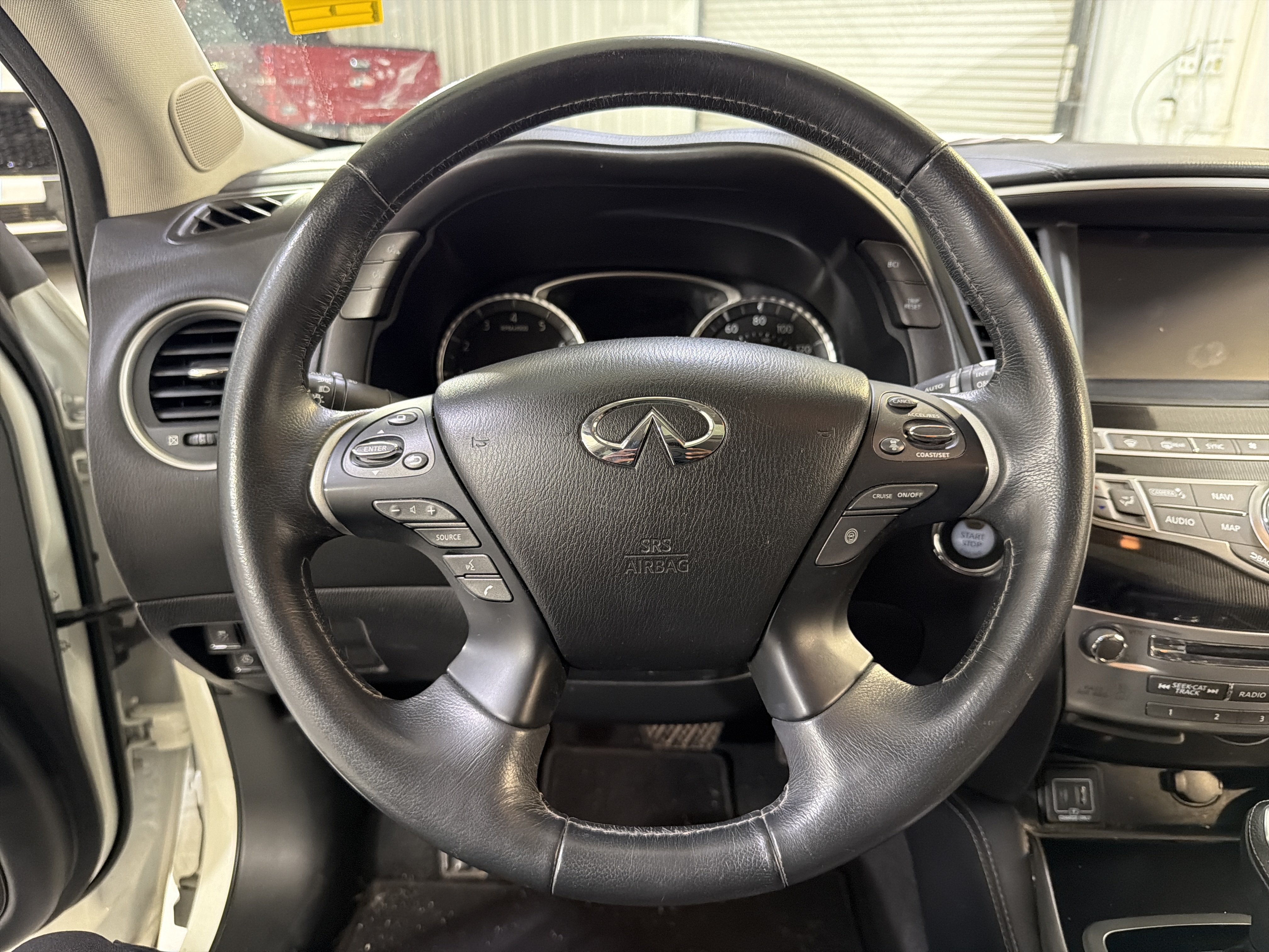 Used 2020 INFINITI QX60 Luxe w/ Essential Package FWD image 17
