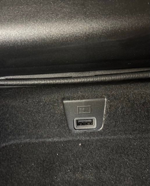 Used 2024 RAM 1500 Laramie RWD image 32