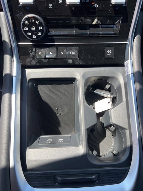 New 2026 Nissan Armada SL w/ Captain's Chari Seat Package image 14