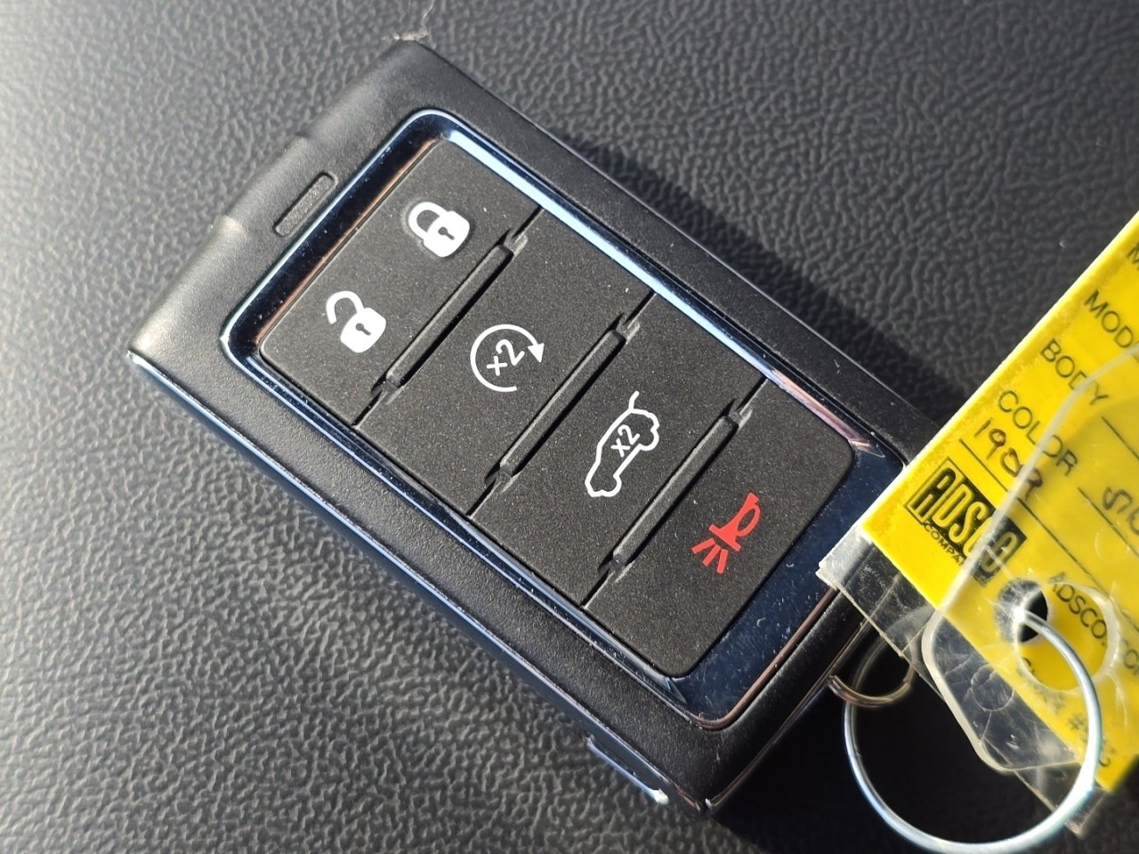 Used 2025 Jeep Grand Cherokee Limited w/ Black Appearance Package image 33