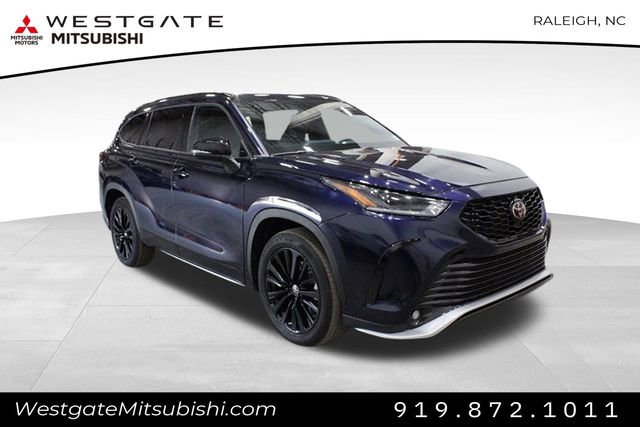 Used 2024 Toyota Highlander XSE
