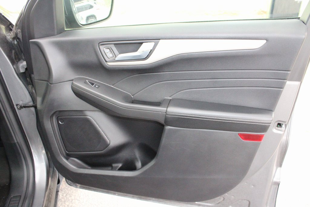 Used 2022 Ford Escape SEL image 42