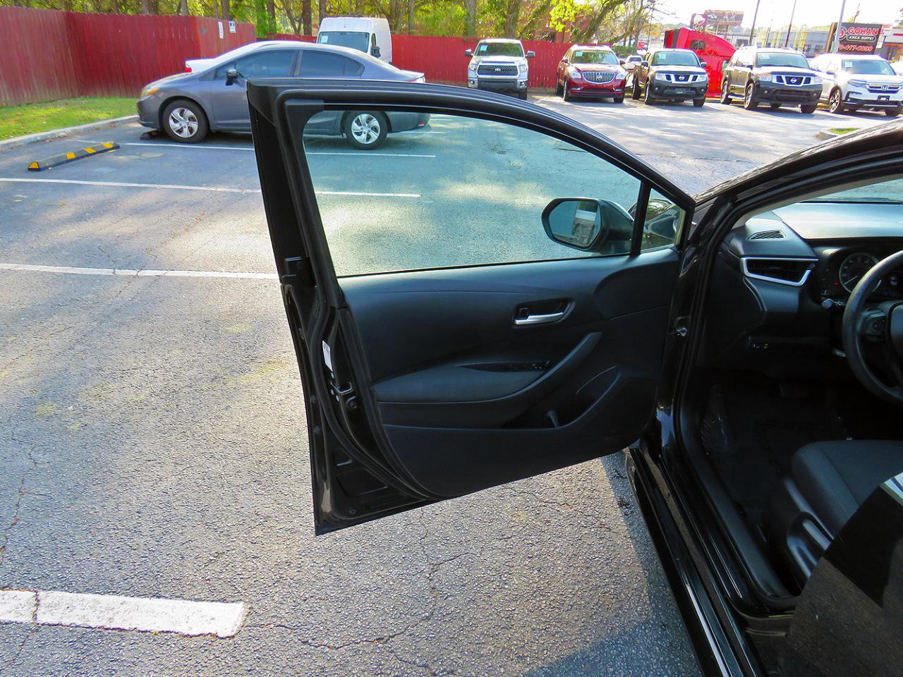 Used 2021 Toyota Corolla LE FWD image 13