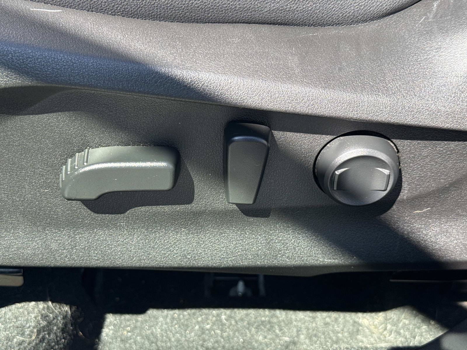Used 2020 Subaru Forester Sport AWD/4WD image 18