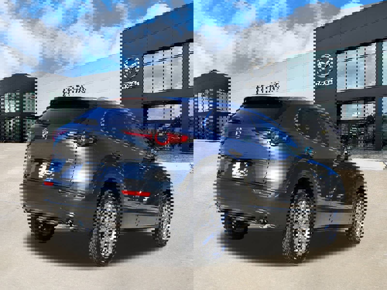 Certified 2025 MAZDA CX-30 AWD 2.5 S w/ Preferred Package image 3