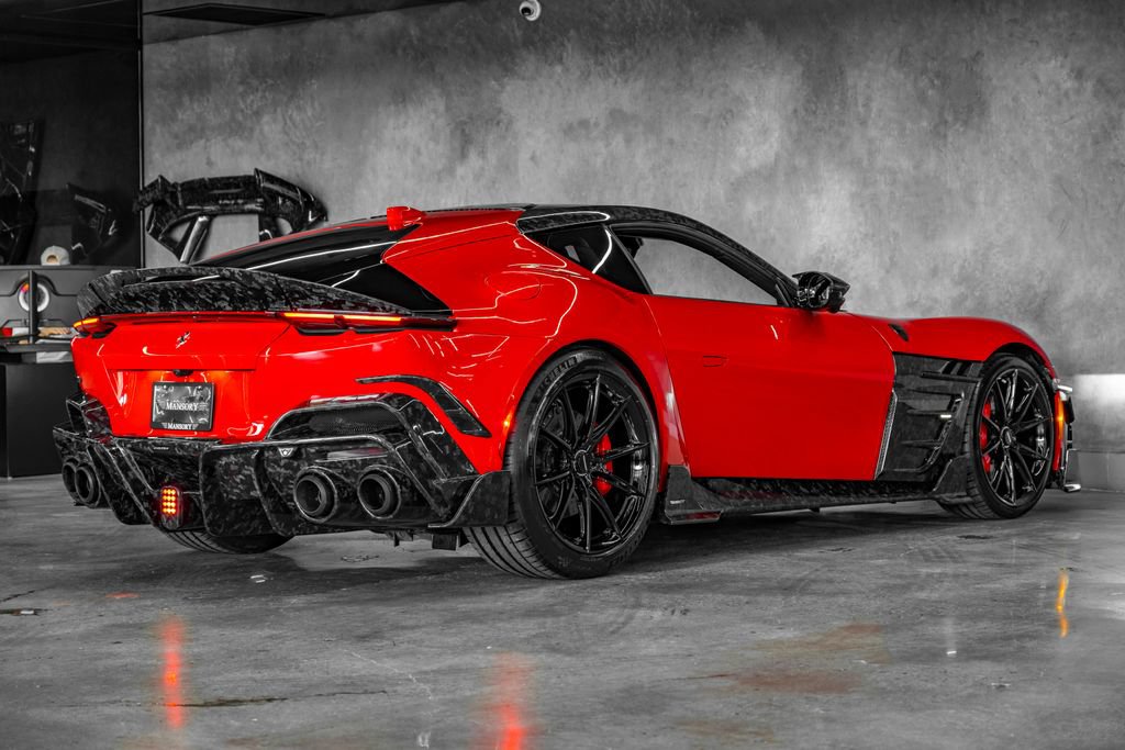Used 2025 Ferrari 12Cilindri RWD image 25