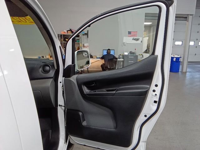 Used 2021 Nissan NV200 SV FWD image 25