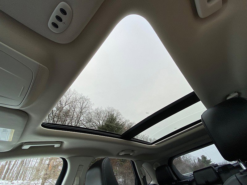 Certified 2022 Ford Edge Titanium w/ Cargo Accessory Package image 58