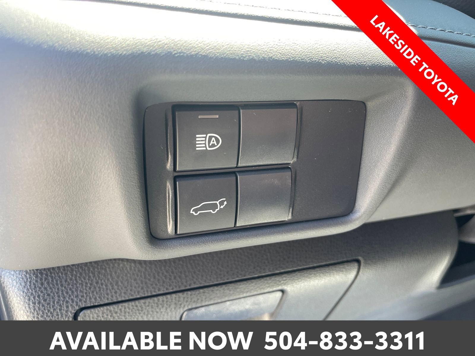 Used 2022 Toyota Highlander XSE FWD image 26