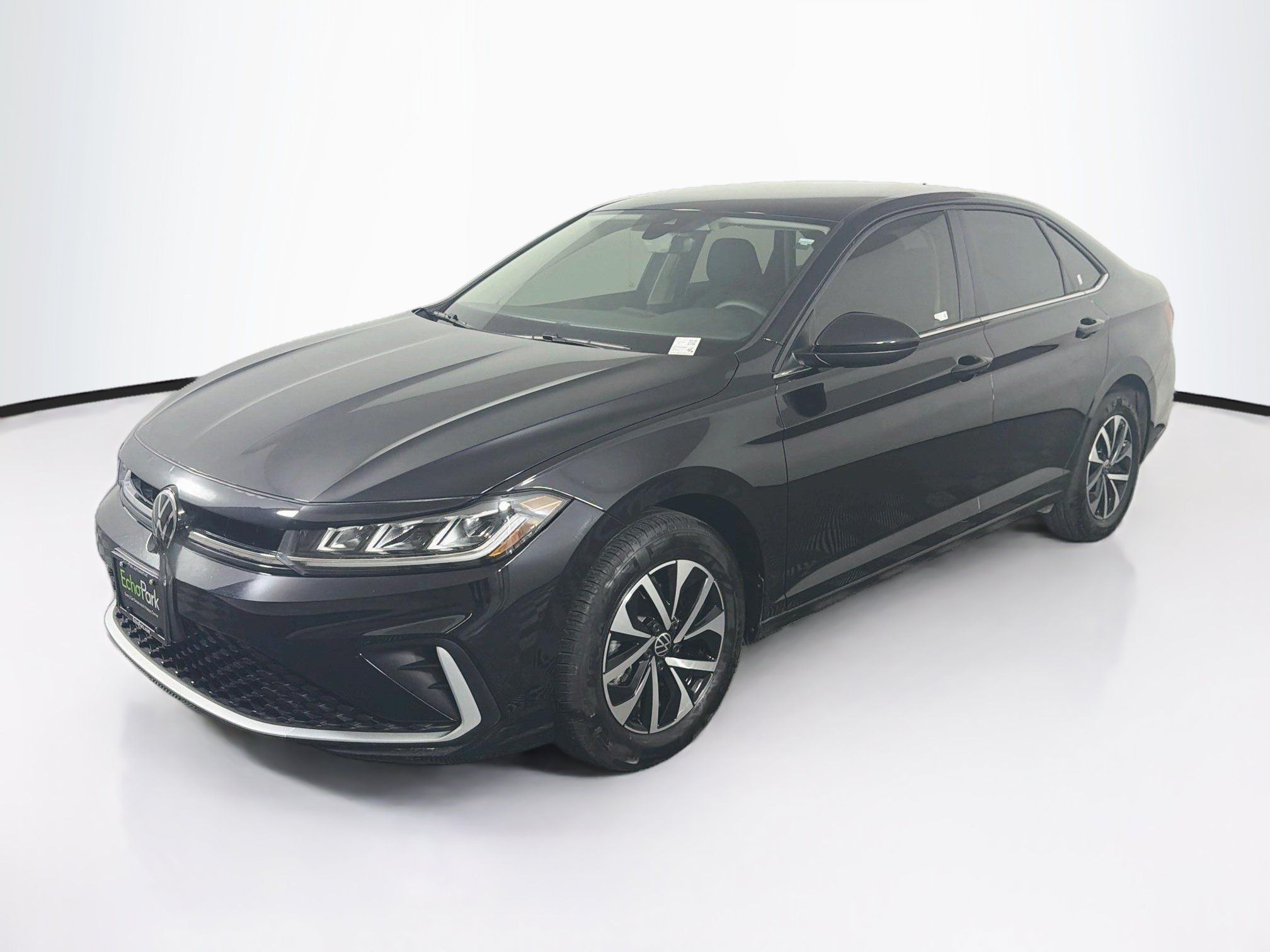 Used 2025 Volkswagen Jetta S FWD image 3