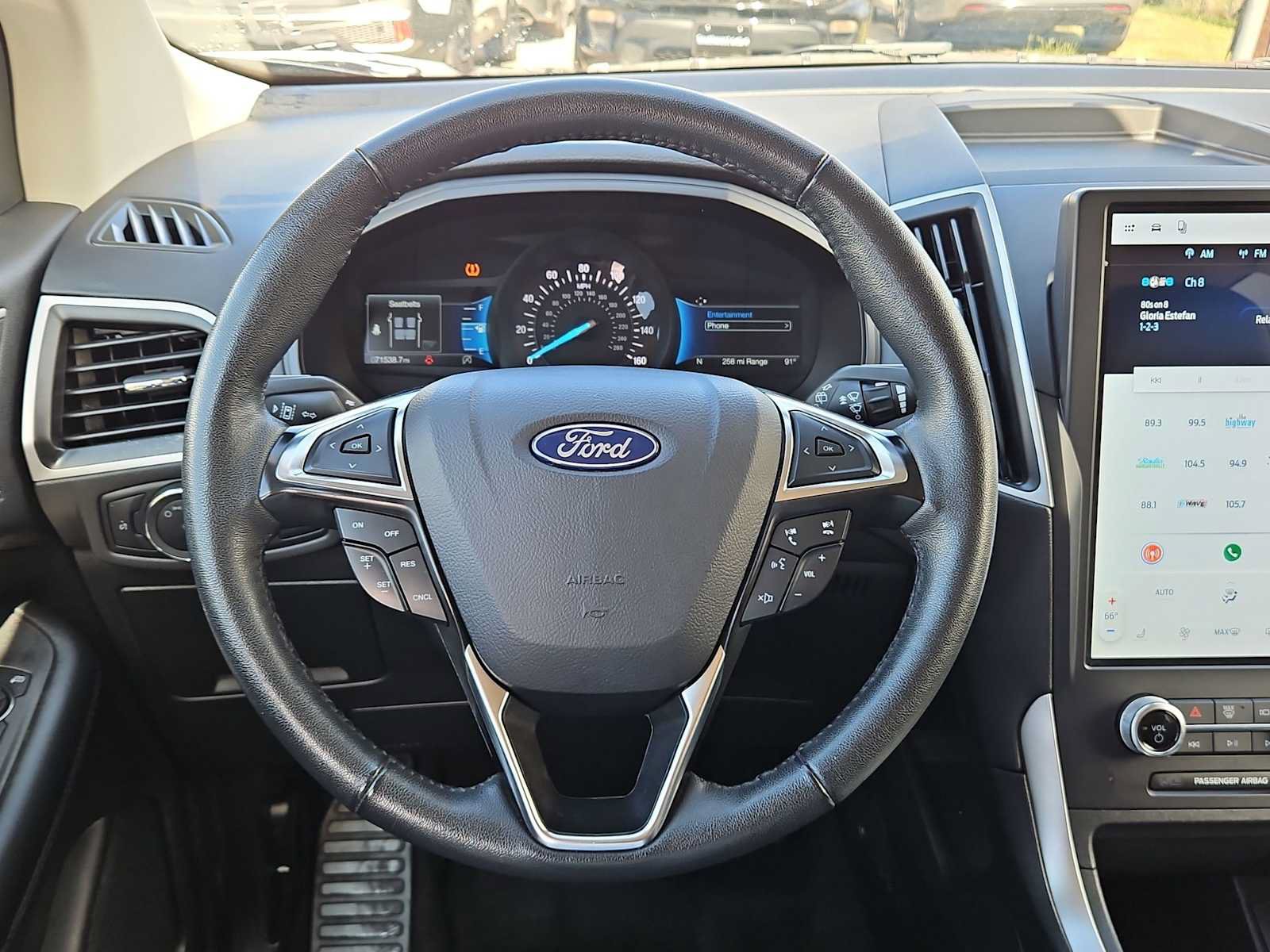 Used 2024 Ford Edge SEL AWD/4WD image 20