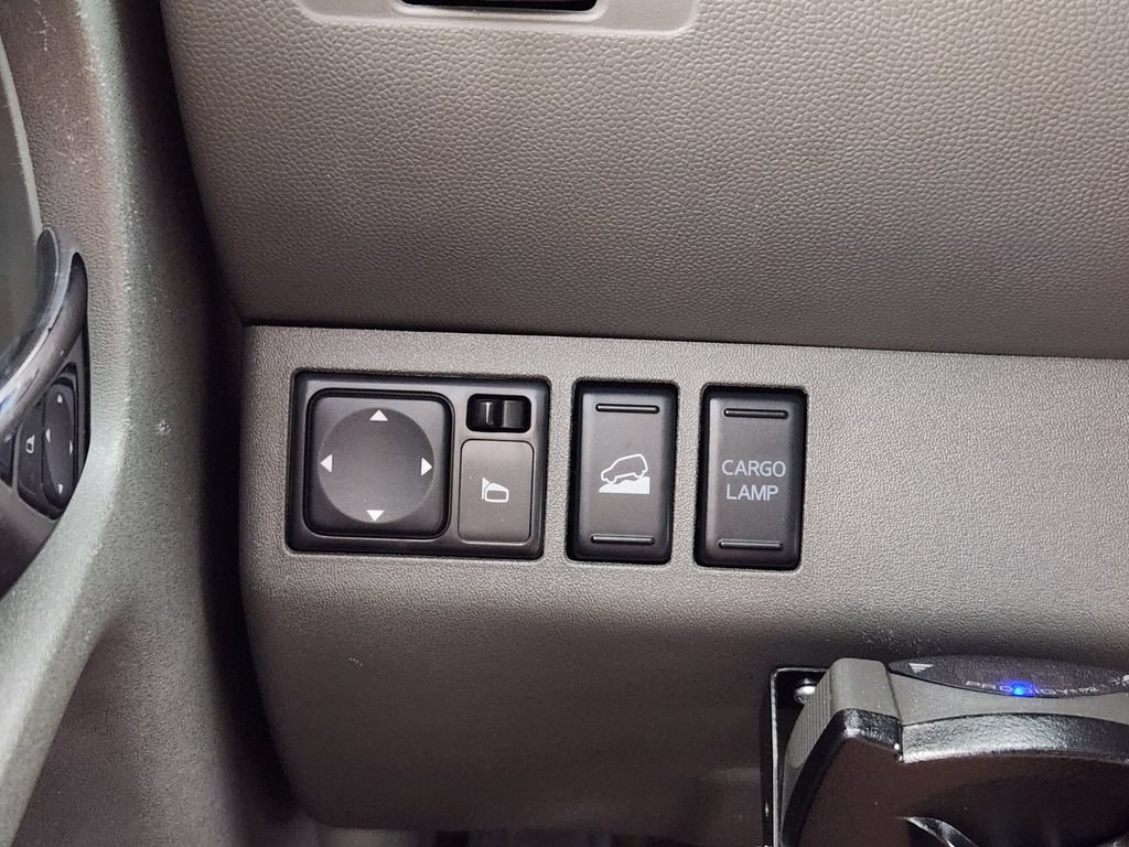 Used 2015 Nissan Frontier SV w/ SV Value Truck Package AWD/4WD image 27