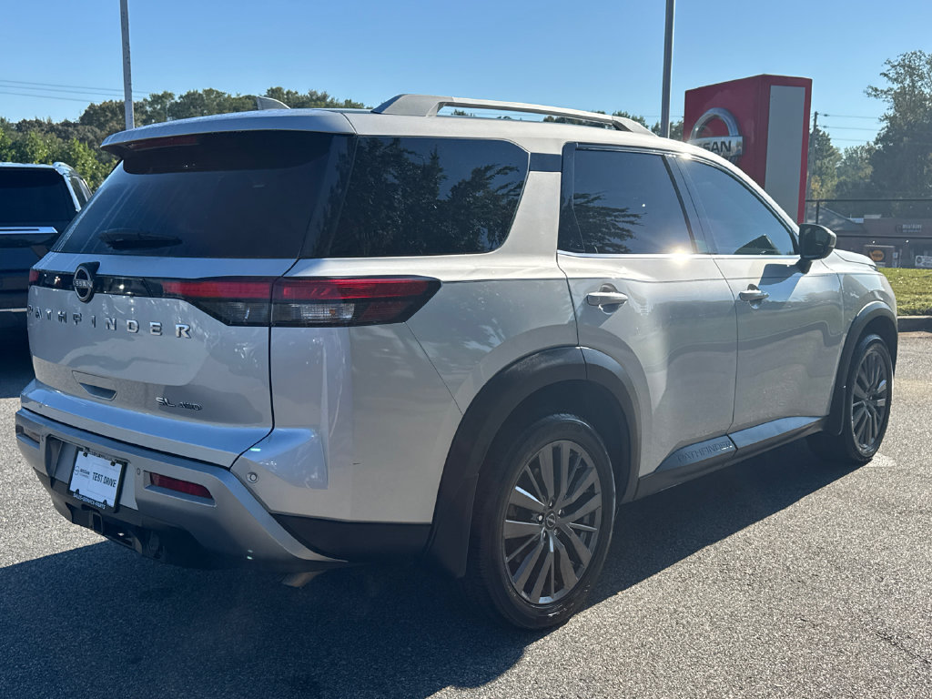 Used 2022 Nissan Pathfinder SL w/ SL Premium Package AWD/4WD image 7