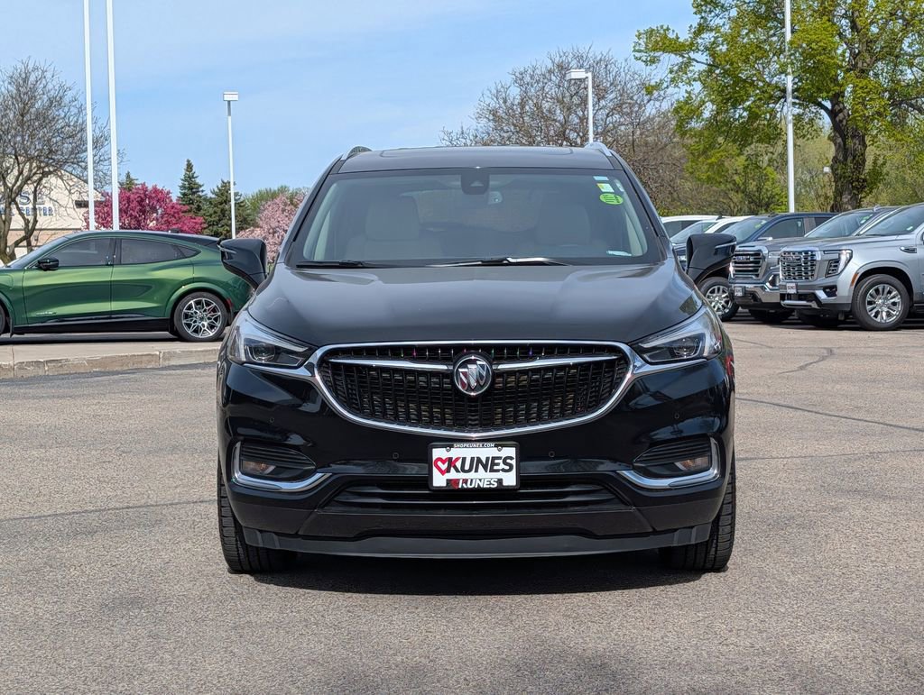 Used 2021 Buick Enclave Premium w/ Sun and Sites Package AWD/4WD image 2