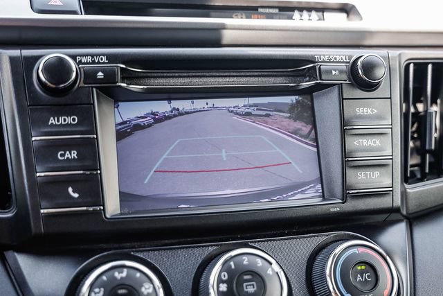 Used 2018 Toyota RAV4 LE w/ All Weather Liner Package FWD image 27
