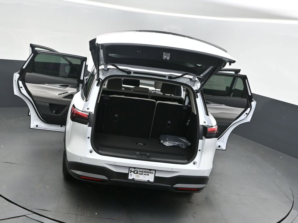 Used 2026 INFINITI QX60 Pure w/ Cargo Package FWD image 49
