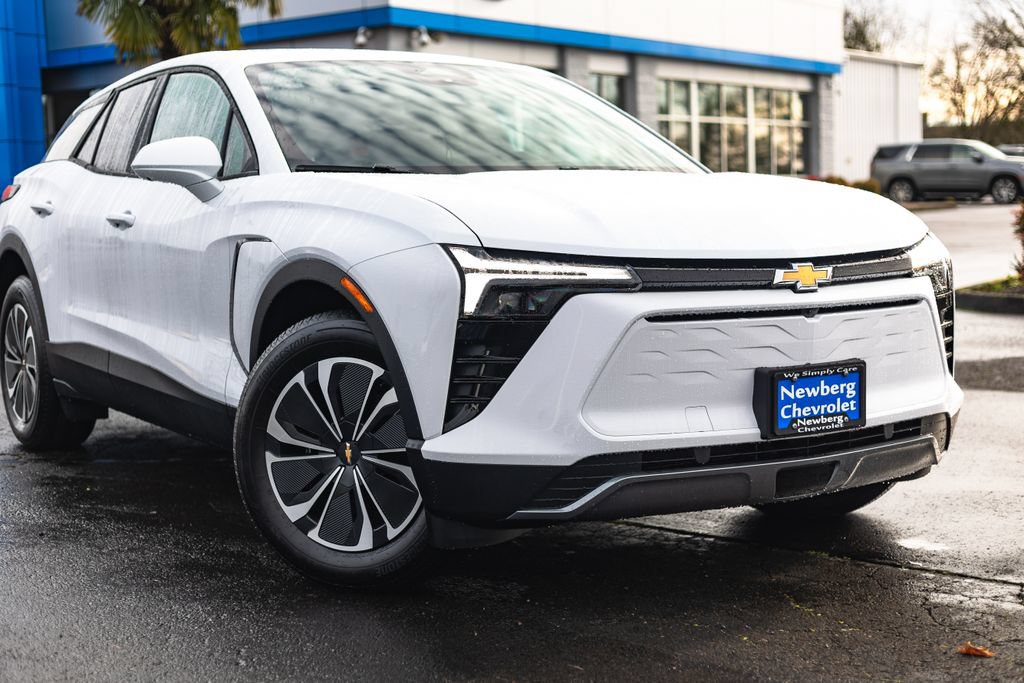 New 2026 Chevrolet Blazer EV LT AWD/4WD image 3