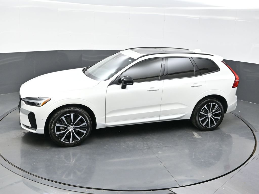 Used 2024 Volvo XC60 B5 Plus w/ Protection Package Premier image 36