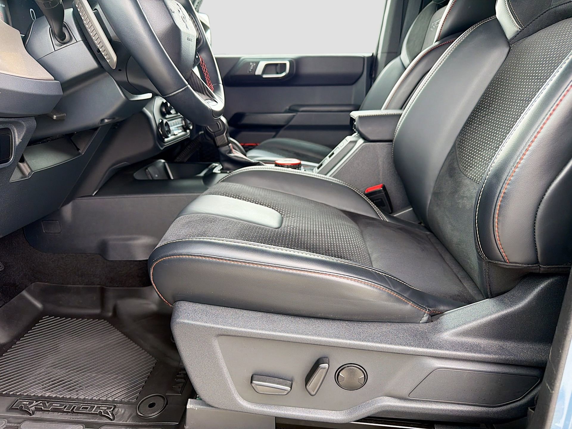 Certified 2024 Ford Bronco Raptor w/ Interior Carbon Fiber Pack 6 image 24