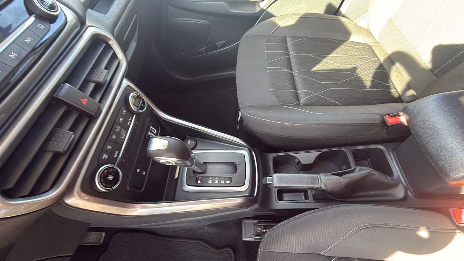 Used 2020 Ford EcoSport SE image 24