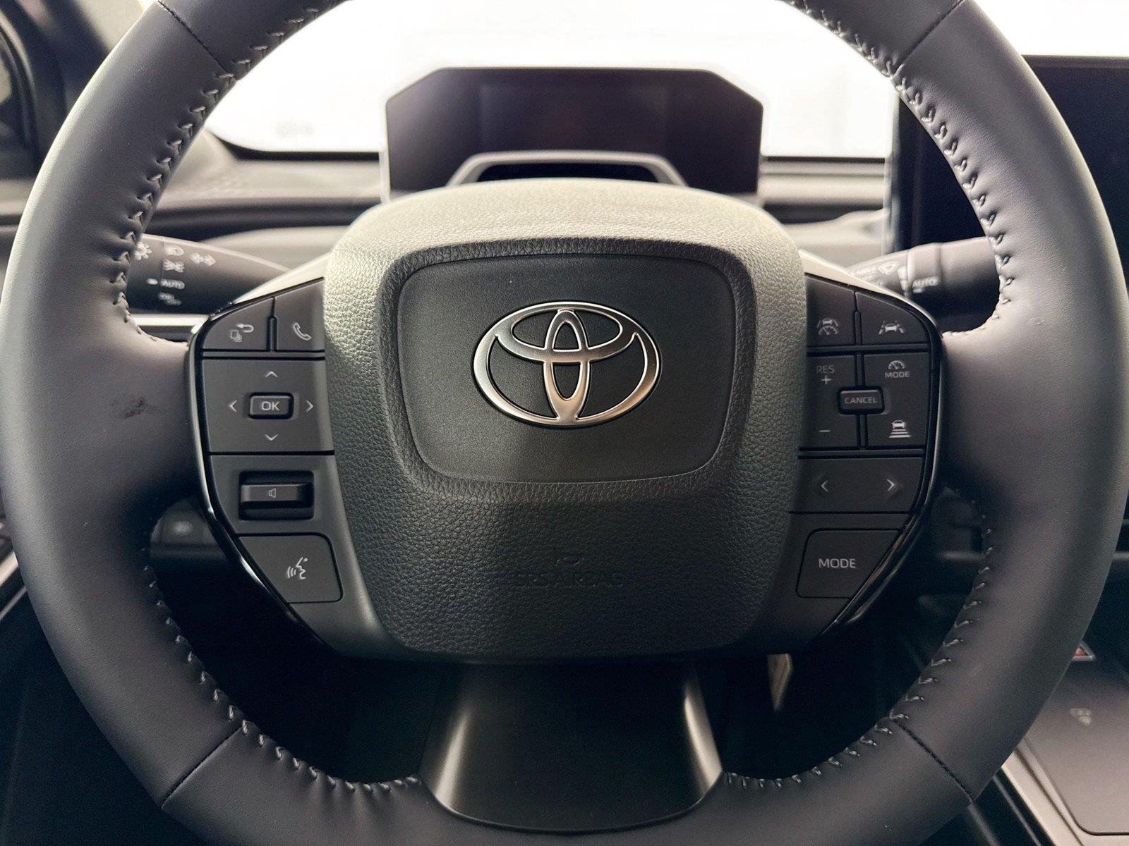 New 2026 Toyota C-HR AWD/4WD image 20
