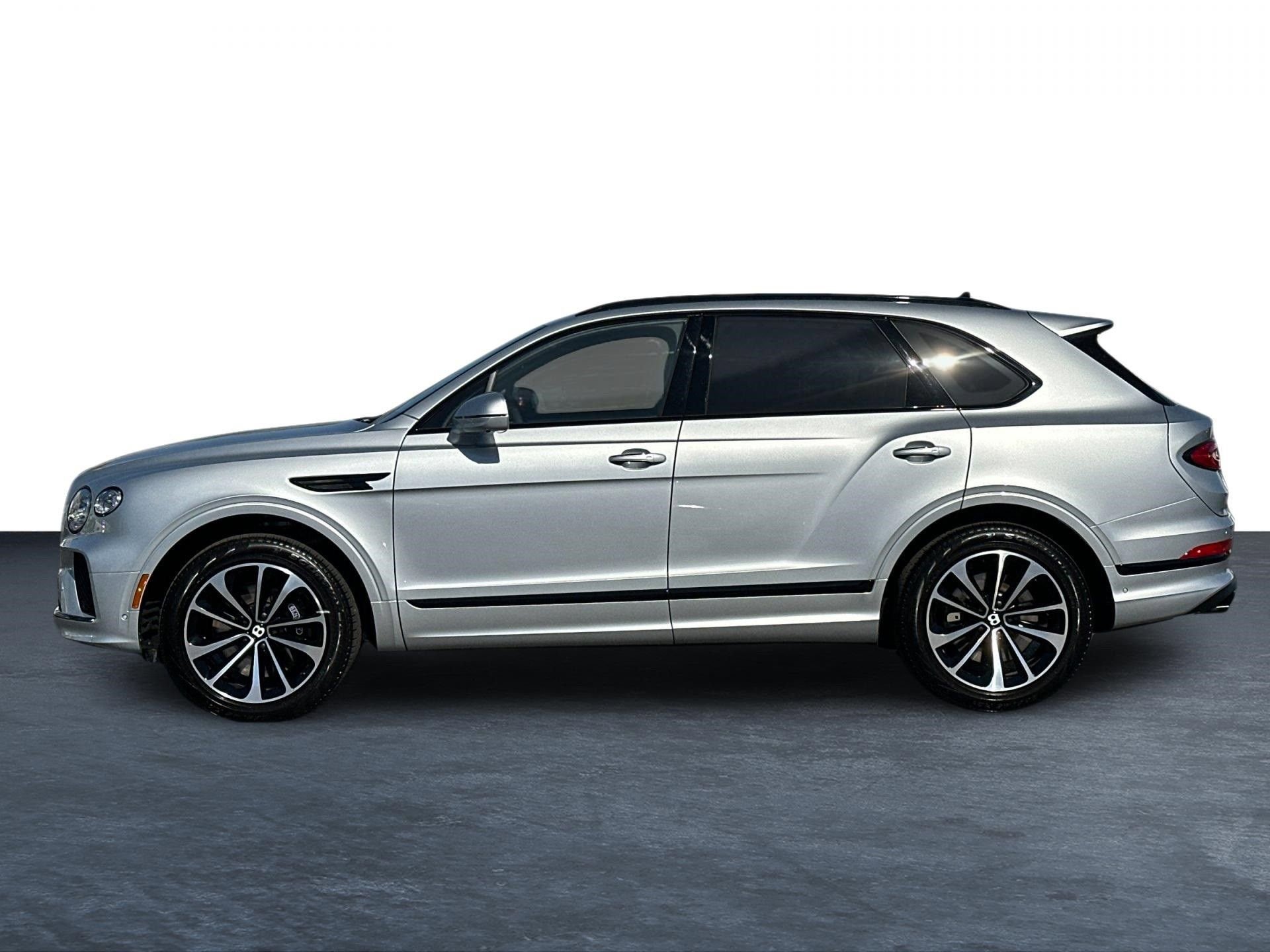 New 2025 Bentley Bentayga image 8