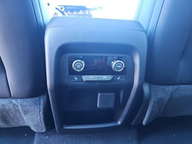 New 2026 Chevrolet Traverse High Country w/ LPO, Floor Liner Package image 28