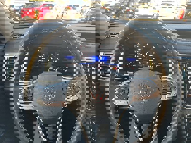 Used 2022 Volkswagen Atlas SE image 24