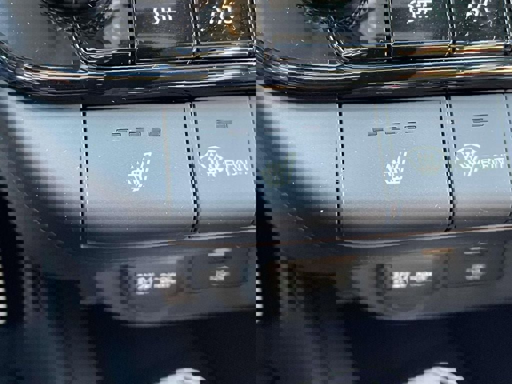 New 2026 Hyundai Elantra SEL Sport Premium image 17