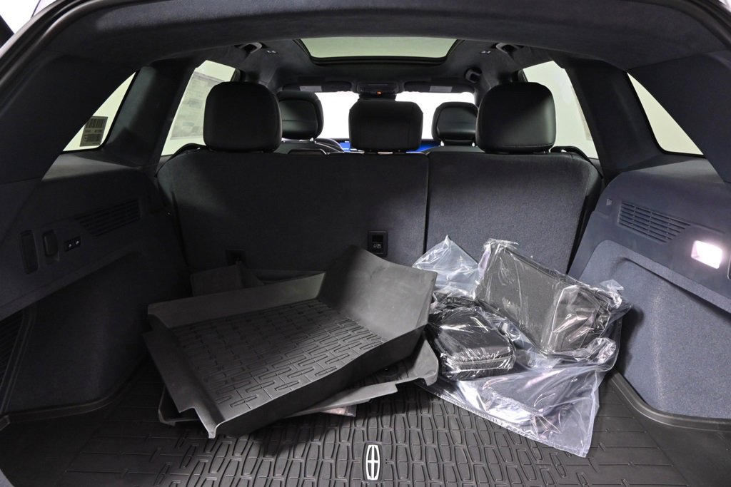 New 2026 Lincoln Nautilus Black Label image 19