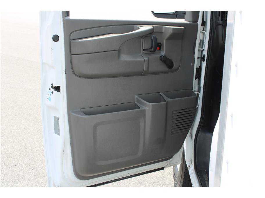 Used 2015 Chevrolet Express 3500 RWD image 7